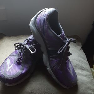 Brooks  Pure Cadence Running Sneakers